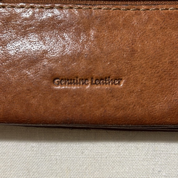 Fossil Talia Flip Clutch - Picture 3 of 5